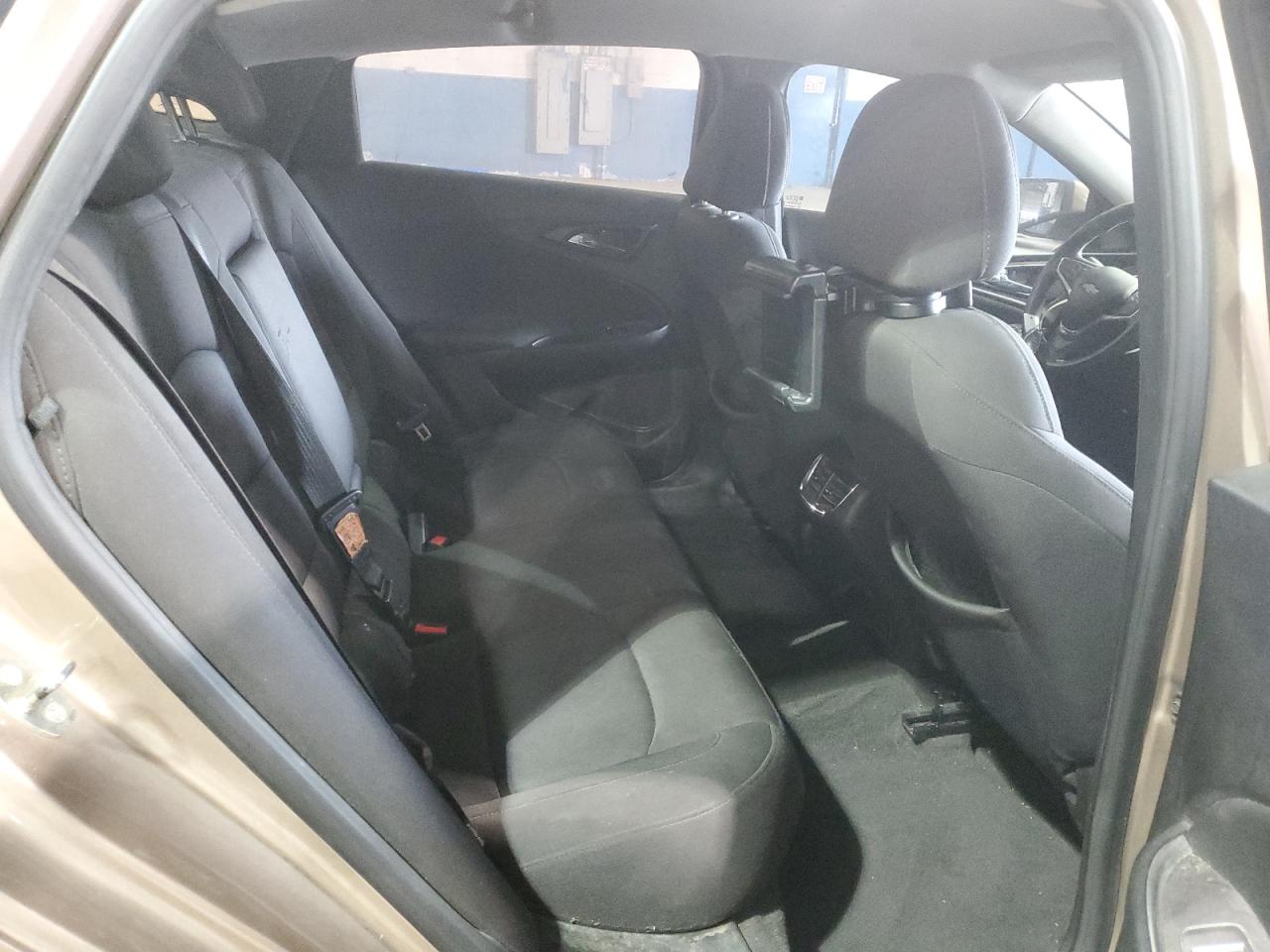 2018 CHEVROLET MALIBU LT photo 10