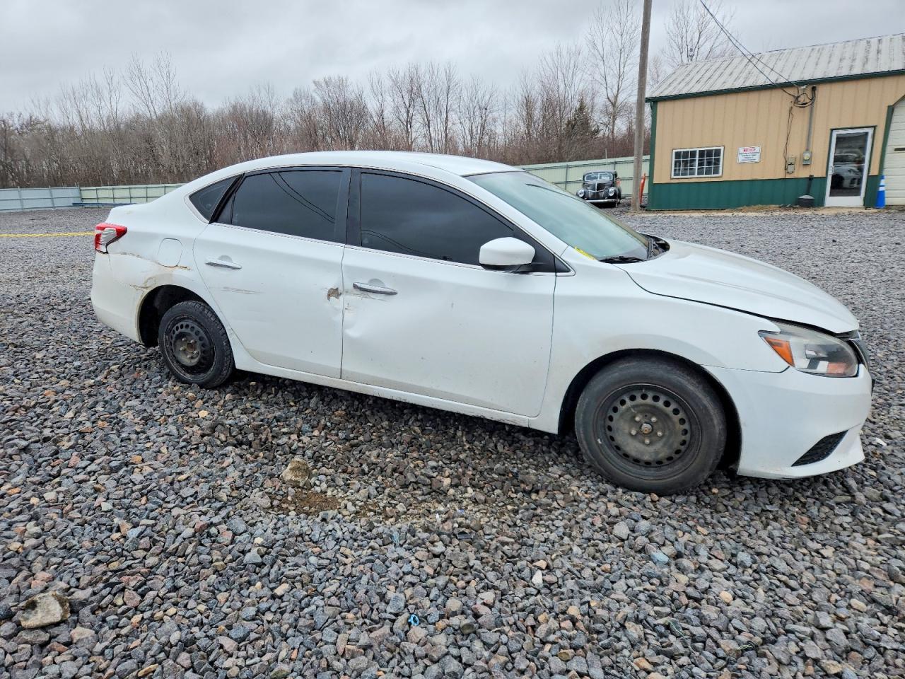 2018 NISSAN SENTRA S photo 4