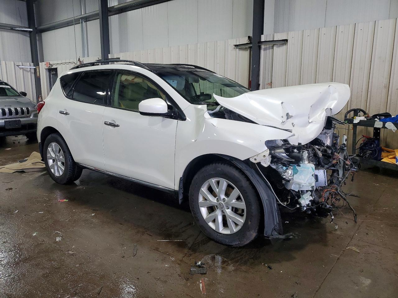 2014 NISSAN MURANO S photo 7