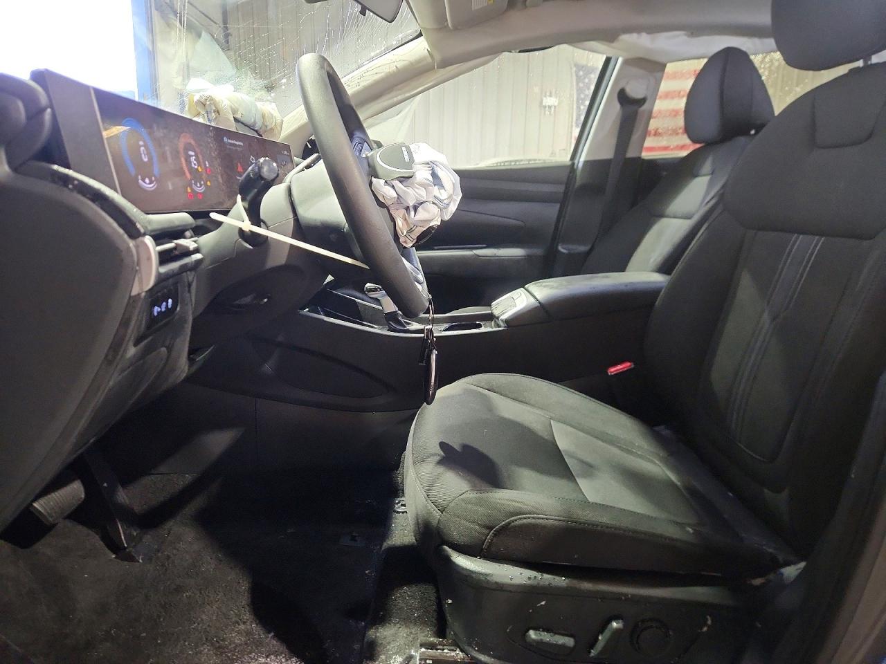 2026 HYUNDAI TUCSON SEL photo 7