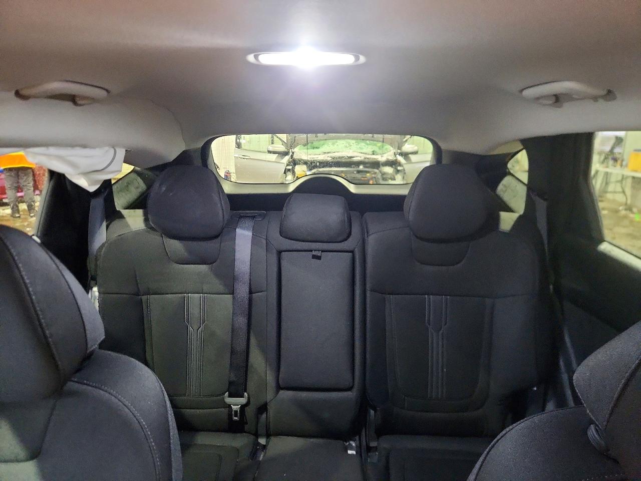 2026 HYUNDAI TUCSON SEL photo 10