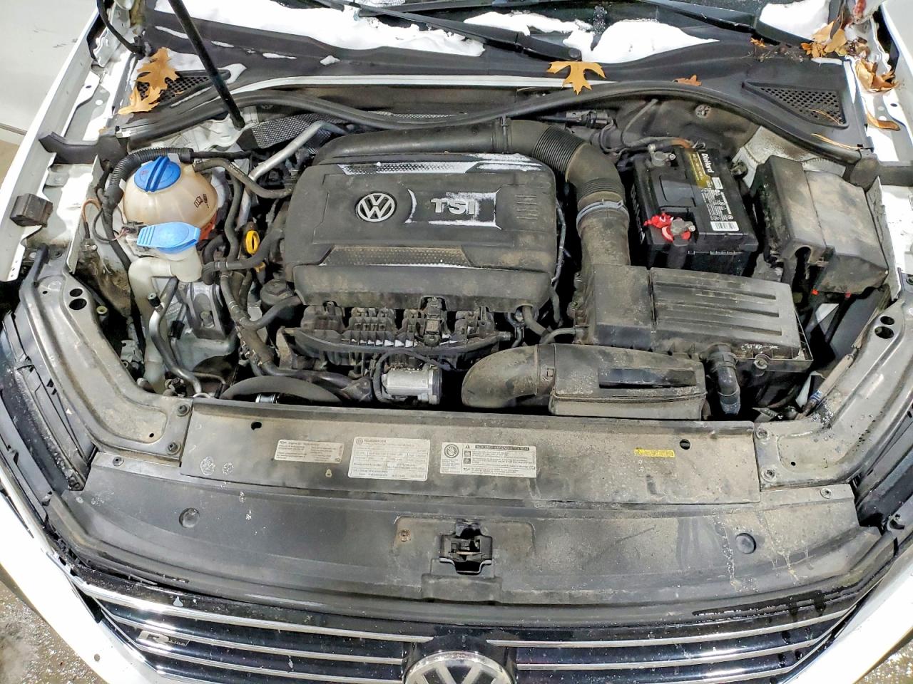 2017 VOLKSWAGEN PASSAT R-LINE photo 11