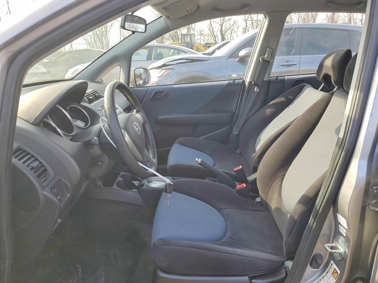 2008 HONDA FIT photo 7