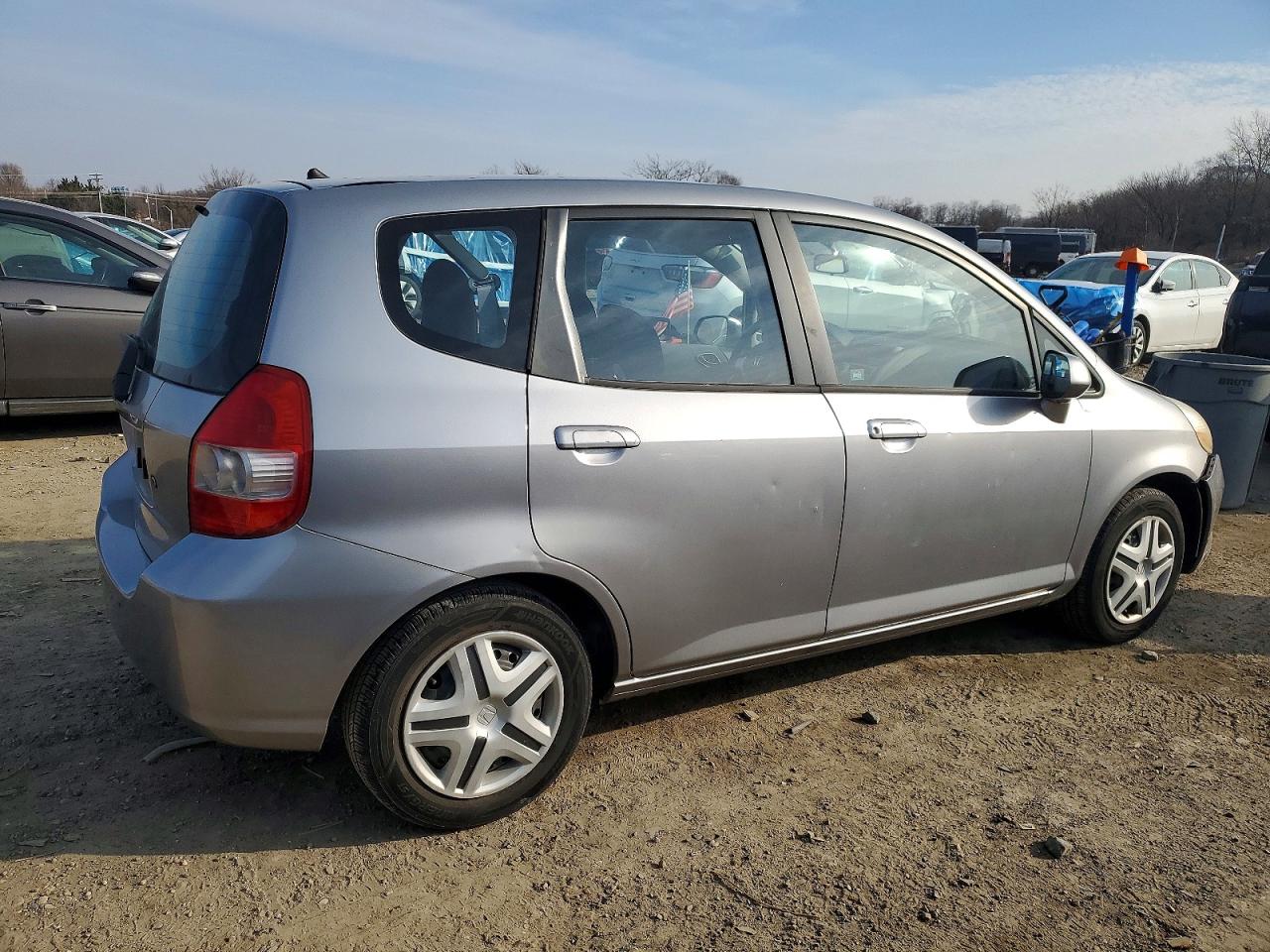 2008 HONDA FIT photo 3
