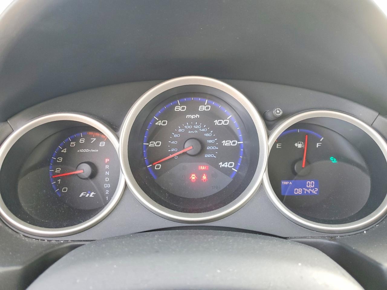 2008 HONDA FIT photo 9
