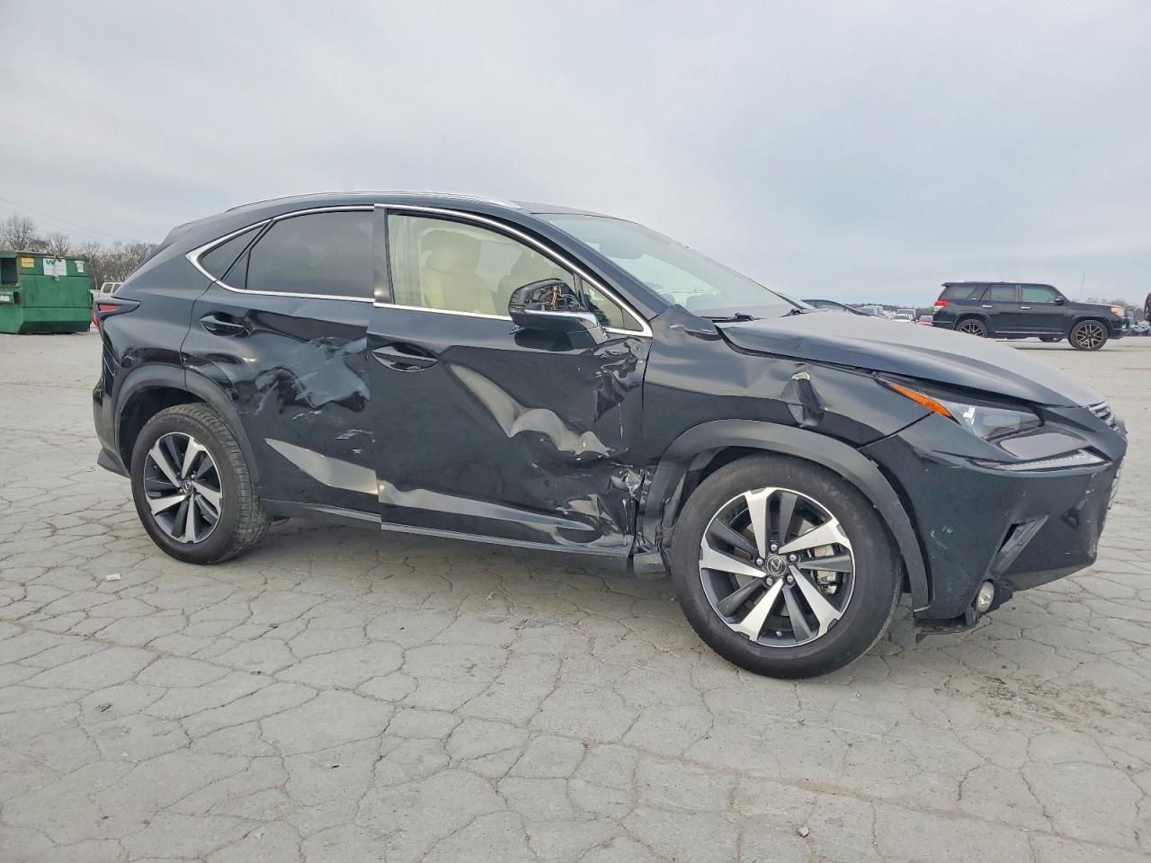 2021 LEXUS NX 300 BASE photo 4