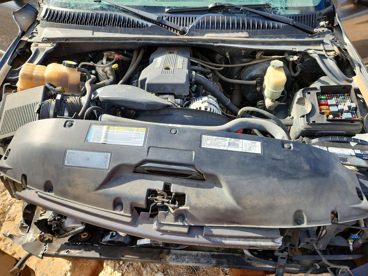 2000 CHEVROLET SILVERADO C1500 photo 21