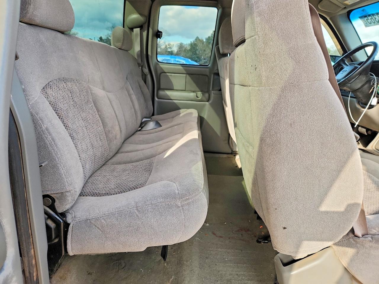 2000 CHEVROLET SILVERADO C1500 photo 19