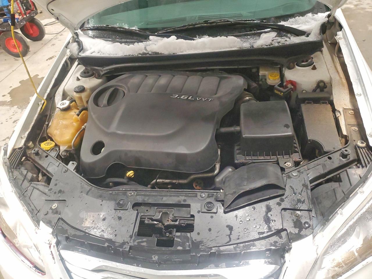 2013 CHRYSLER 200 LX photo 11