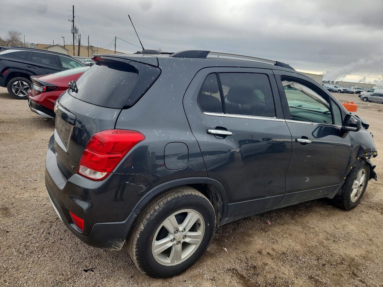 2017 CHEVROLET TRAX 1LT photo 3