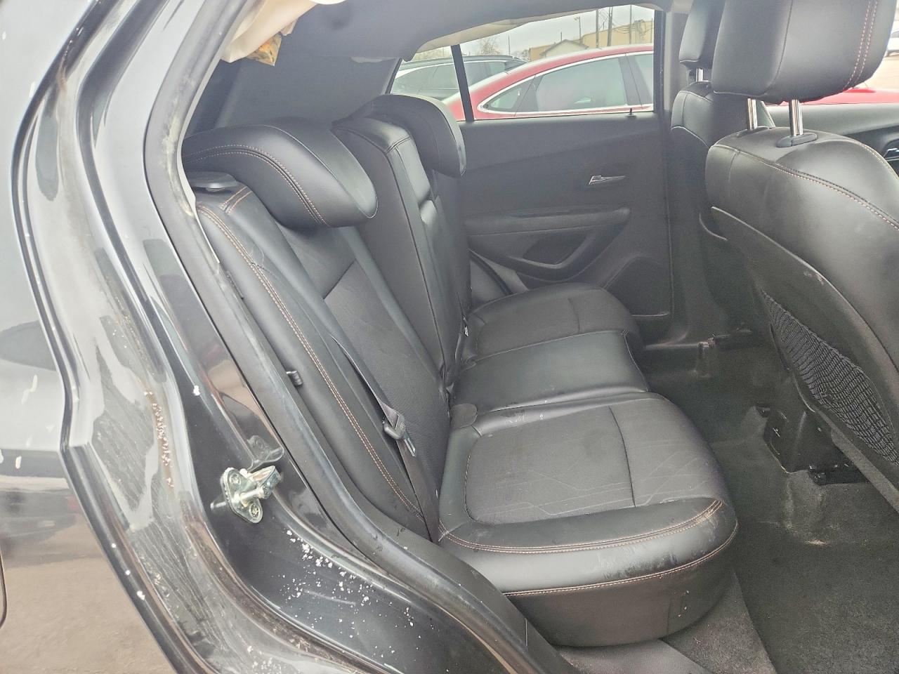 2017 CHEVROLET TRAX 1LT photo 11