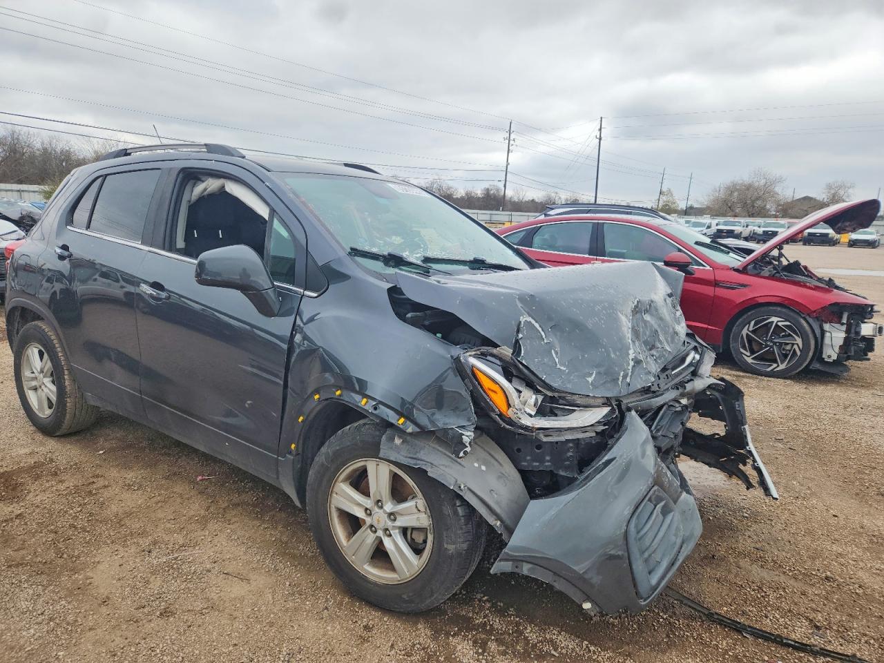 2017 CHEVROLET TRAX 1LT photo 4
