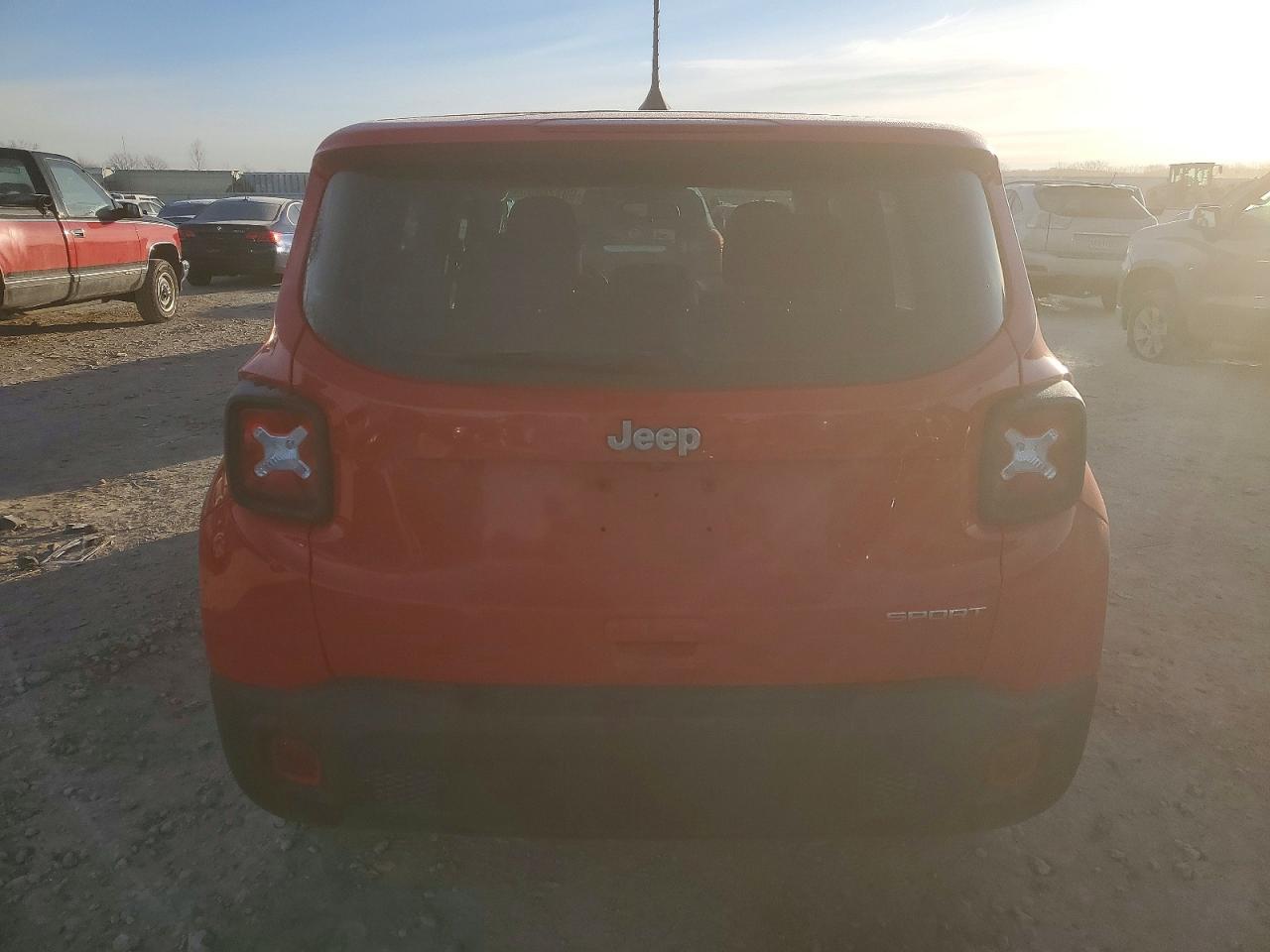 2020 JEEP RENEGADE SPORT photo 6
