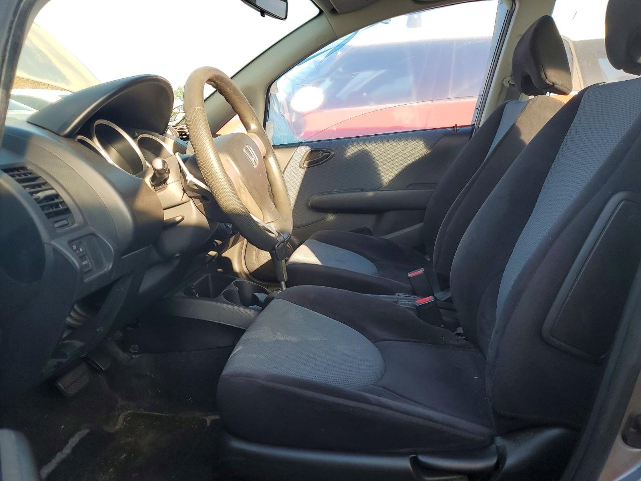 2008 HONDA FIT photo 7