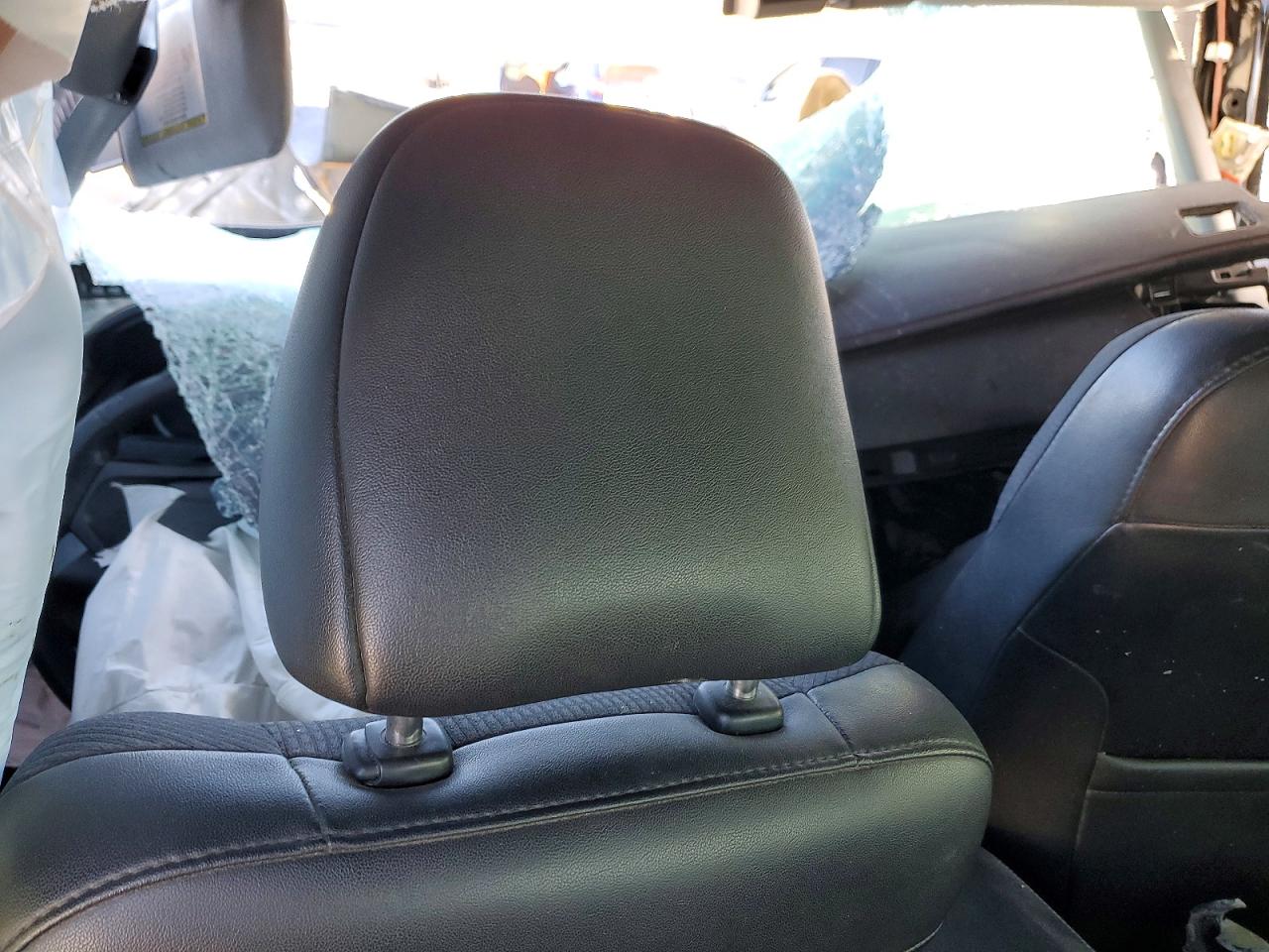 2016 TOYOTA CAMRY LE photo 8