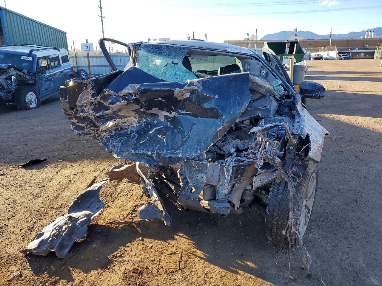2016 TOYOTA CAMRY LE photo 5