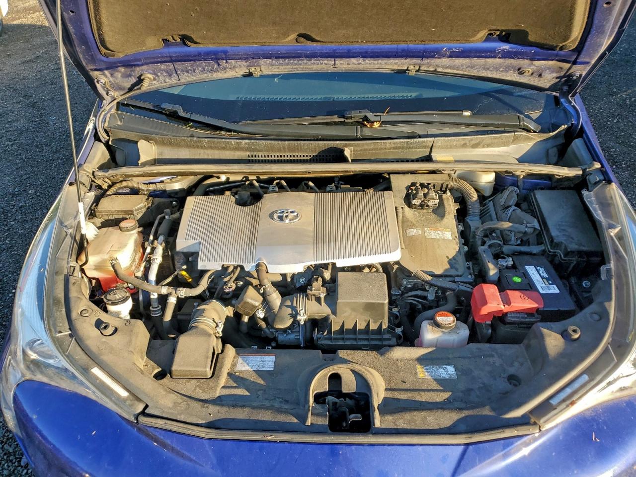 2016 TOYOTA PRIUS photo 11