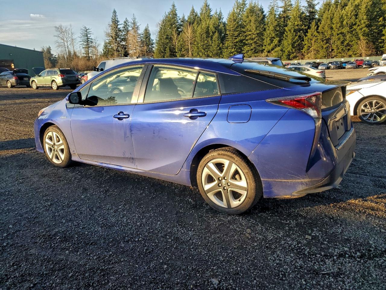 2016 TOYOTA PRIUS photo 2