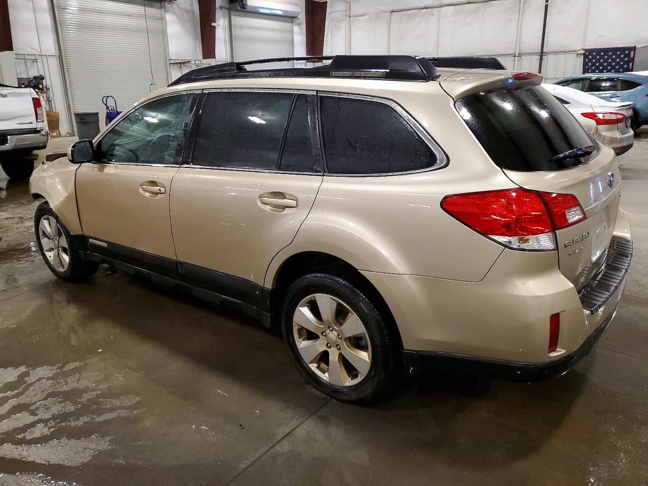 2010 SUBARU OUTBACK 2.5I LIMITED photo 2