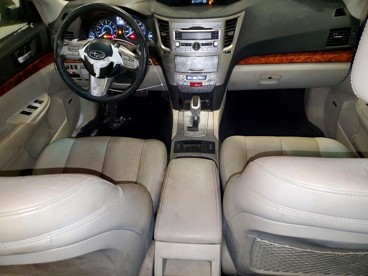 2010 SUBARU OUTBACK 2.5I LIMITED photo 8