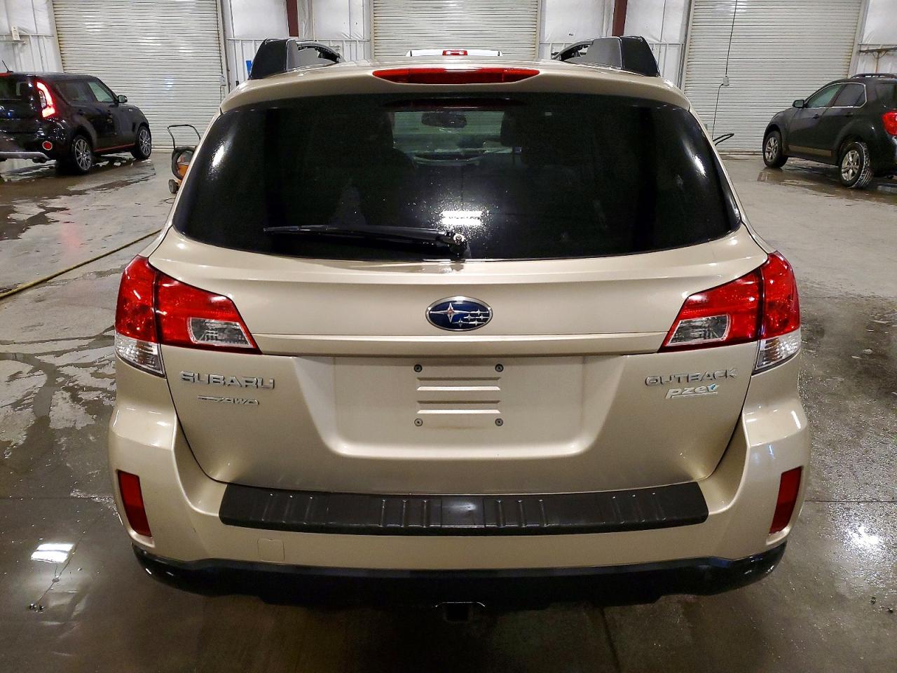 2010 SUBARU OUTBACK 2.5I LIMITED photo 6