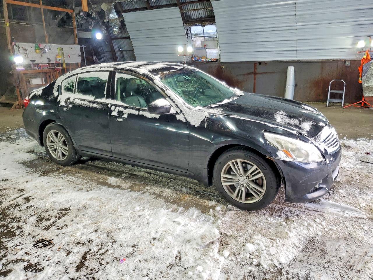 2010 INFINITI G37 photo 4