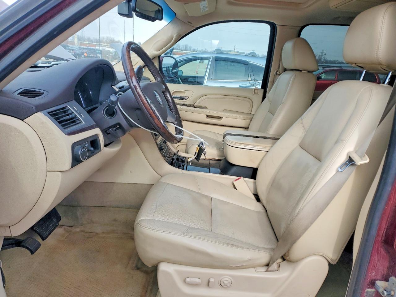 2008 CADILLAC ESCALADE EXT photo 7