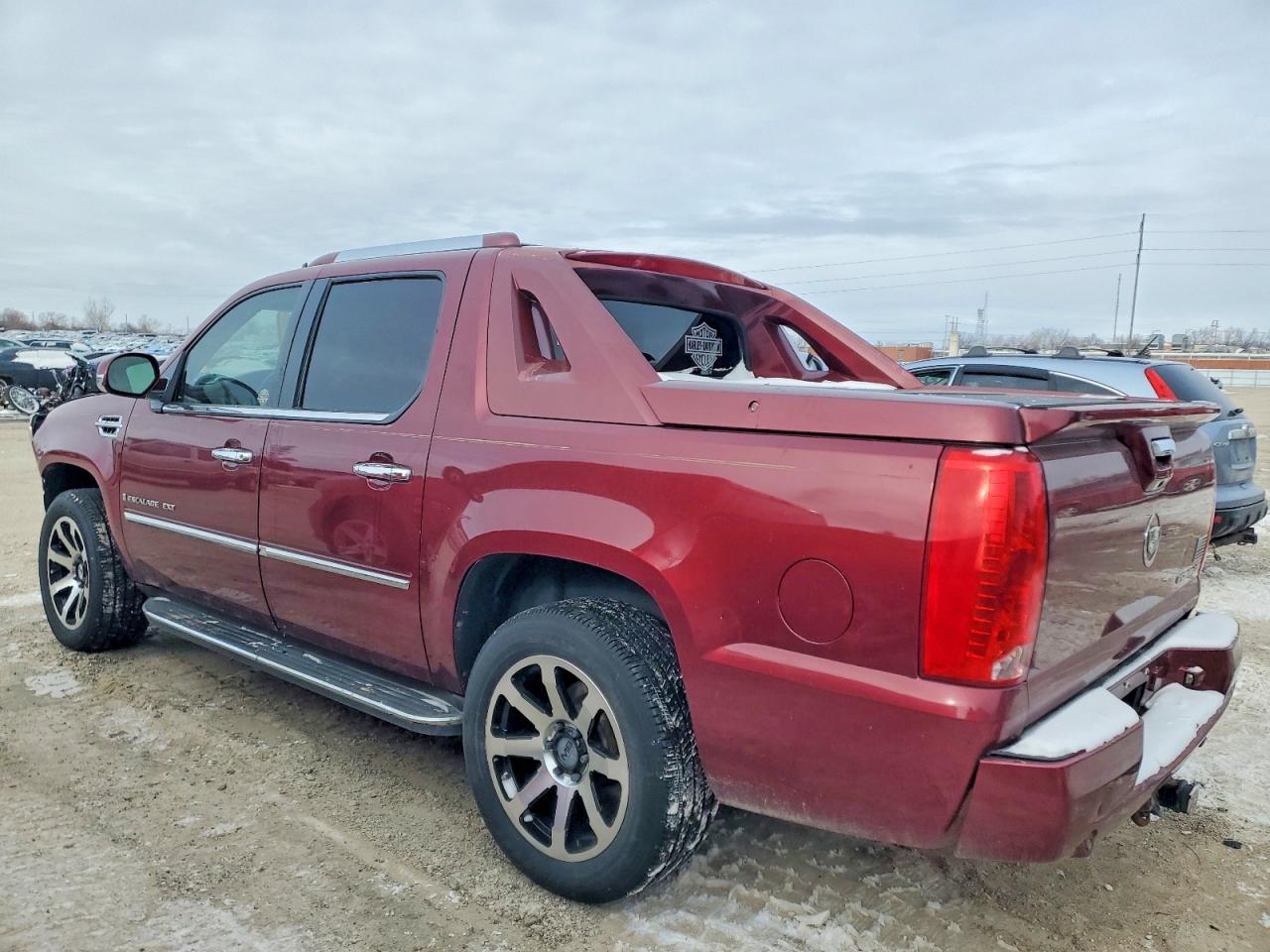 2008 CADILLAC ESCALADE EXT photo 2