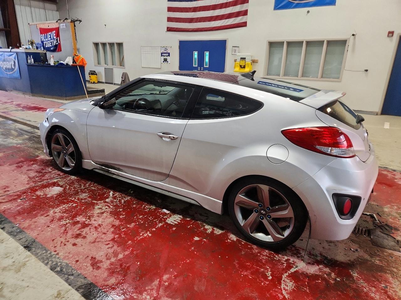 2013 HYUNDAI VELOSTER TURBO photo 2