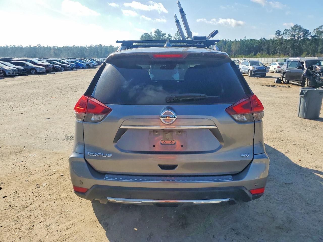 2019 NISSAN ROGUE S photo 6