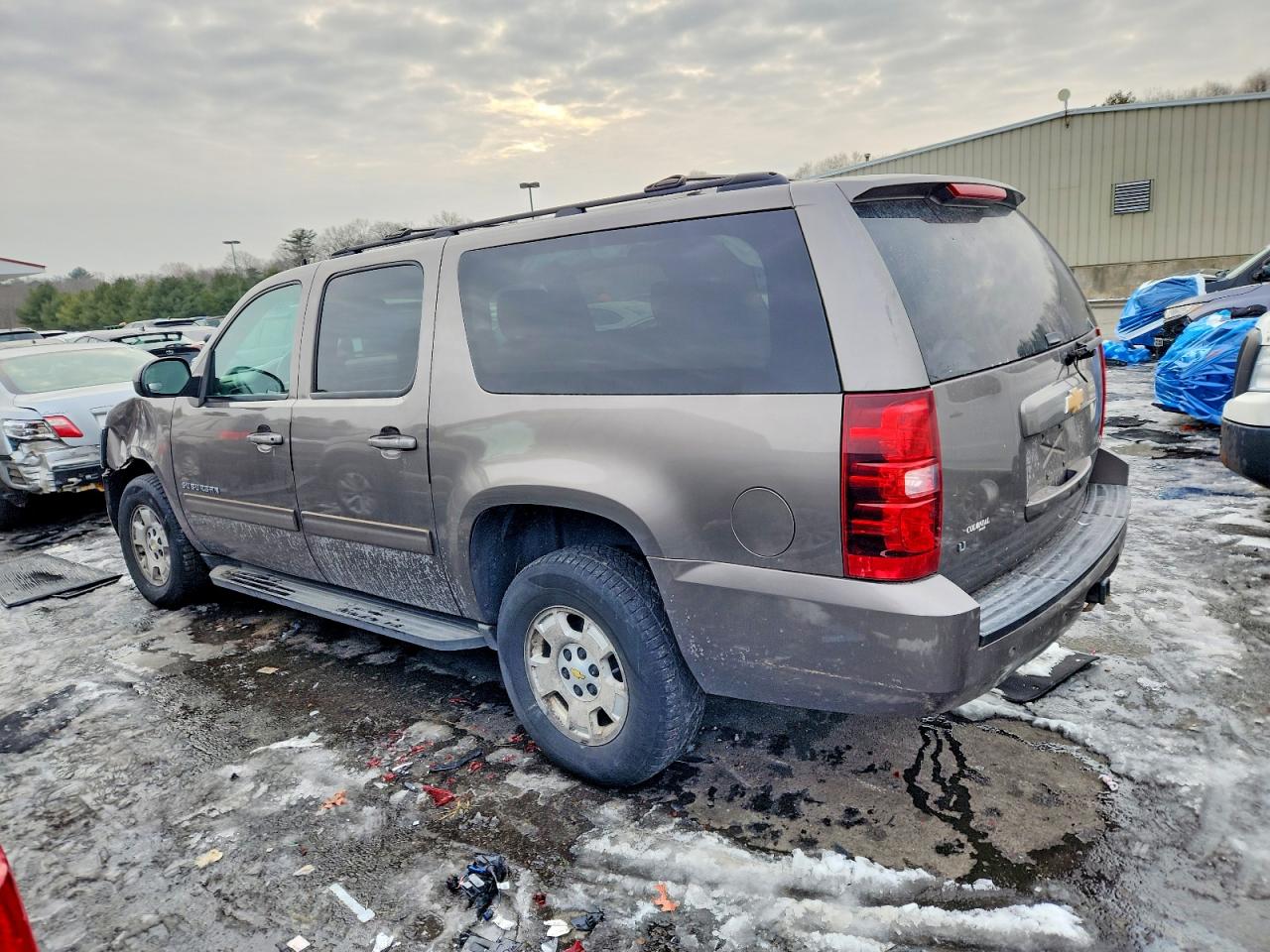 2012 CHEVROLET SUBURBAN K1500 LT photo 2