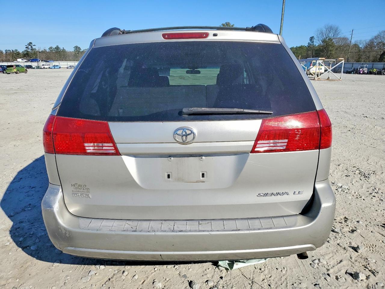 2004 TOYOTA SIENNA CE photo 6