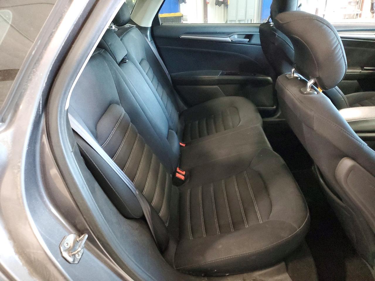 2013 FORD FUSION SE photo 10