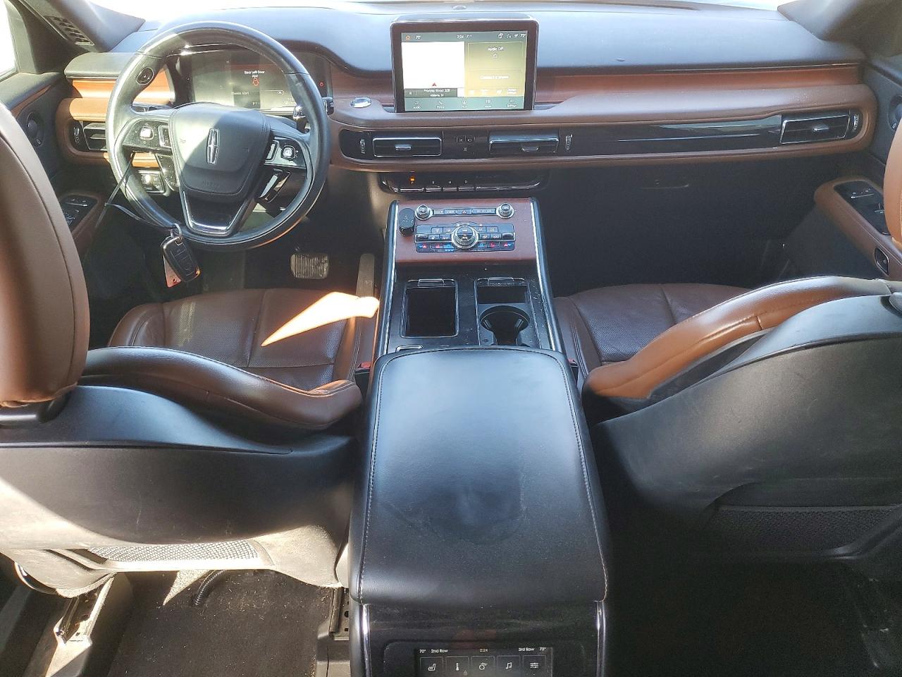 2021 LINCOLN AVIATOR GRAND TOURING photo 8