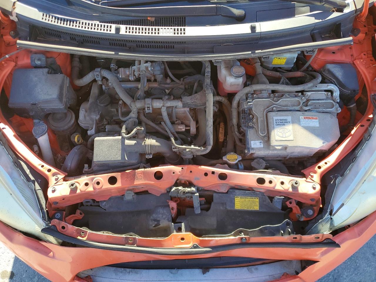 2012 TOYOTA PRIUS C photo 11