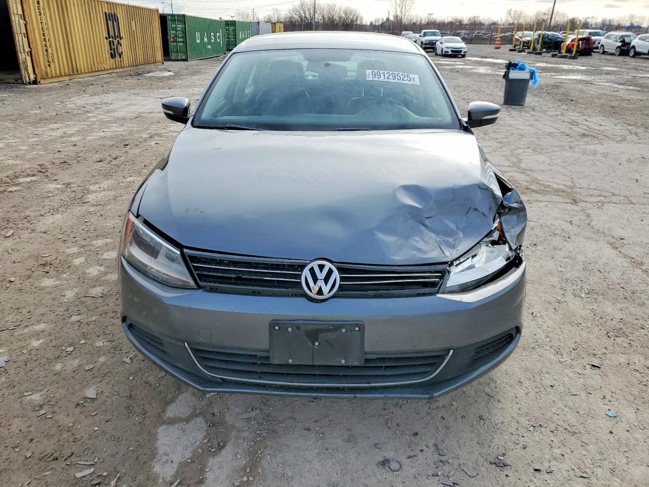 2013 VOLKSWAGEN JETTA SE photo 5