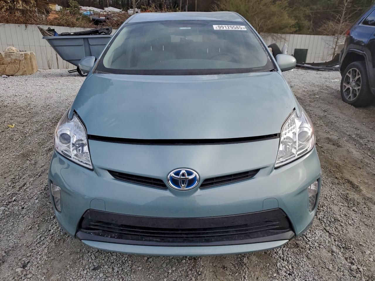 2015 TOYOTA PRIUS photo 5