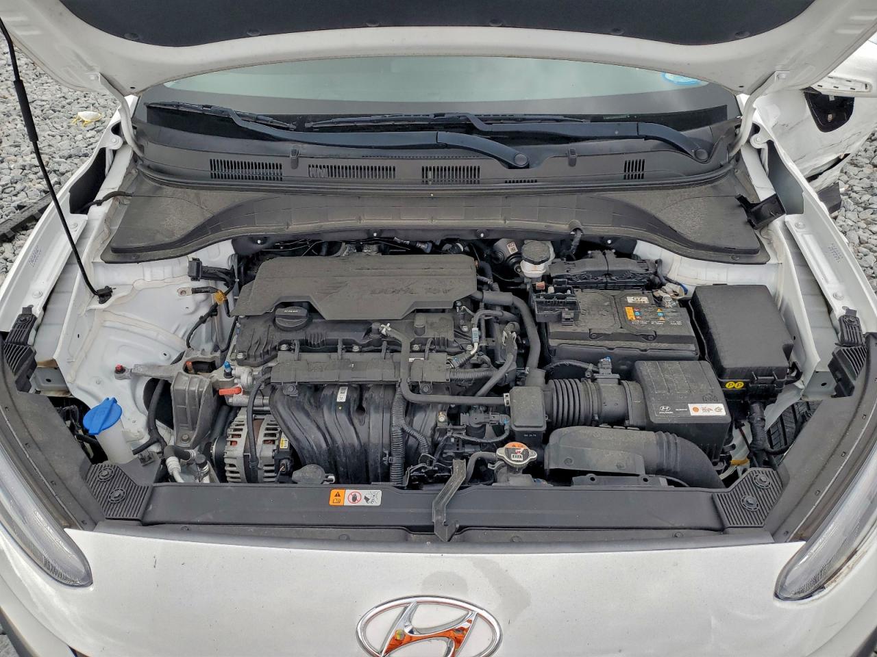 2022 HYUNDAI KONA SEL photo 11