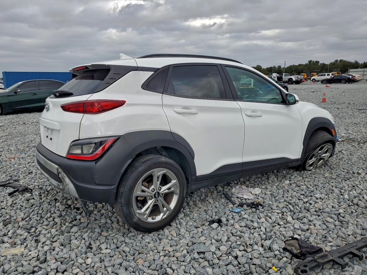 2022 HYUNDAI KONA SEL photo 3