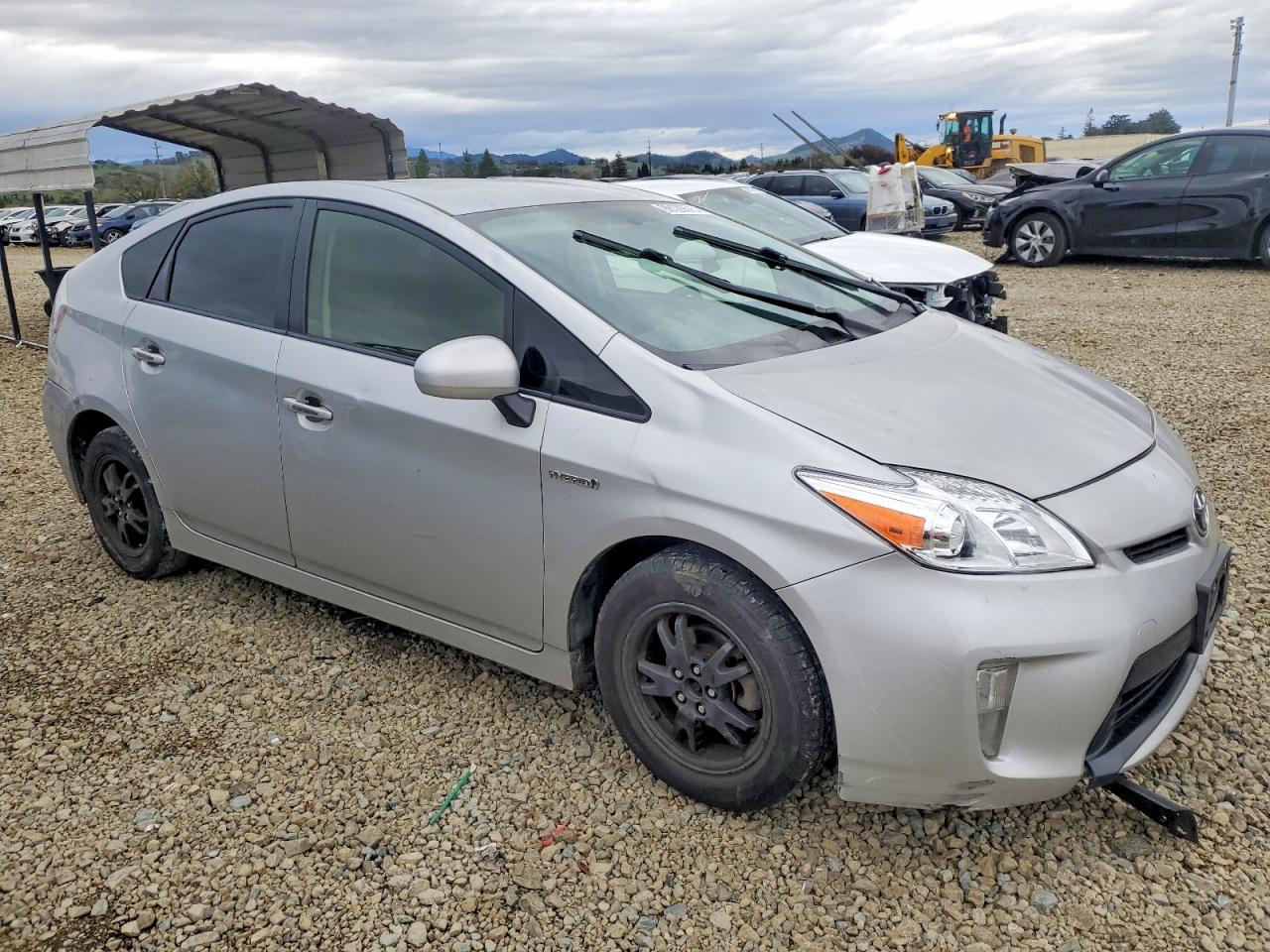 2015 TOYOTA PRIUS photo 4