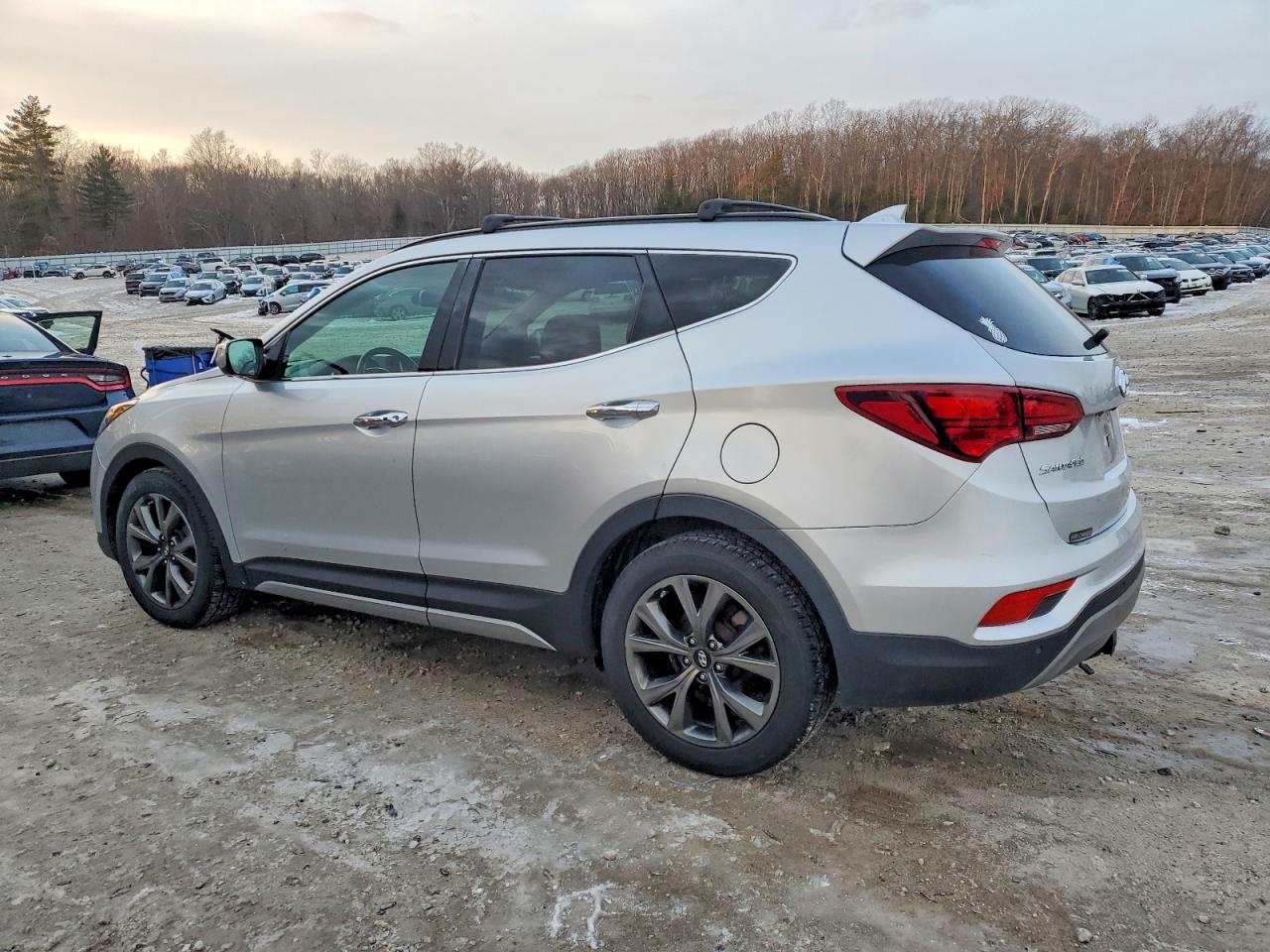 2018 HYUNDAI SANTA FE SPORT photo 2