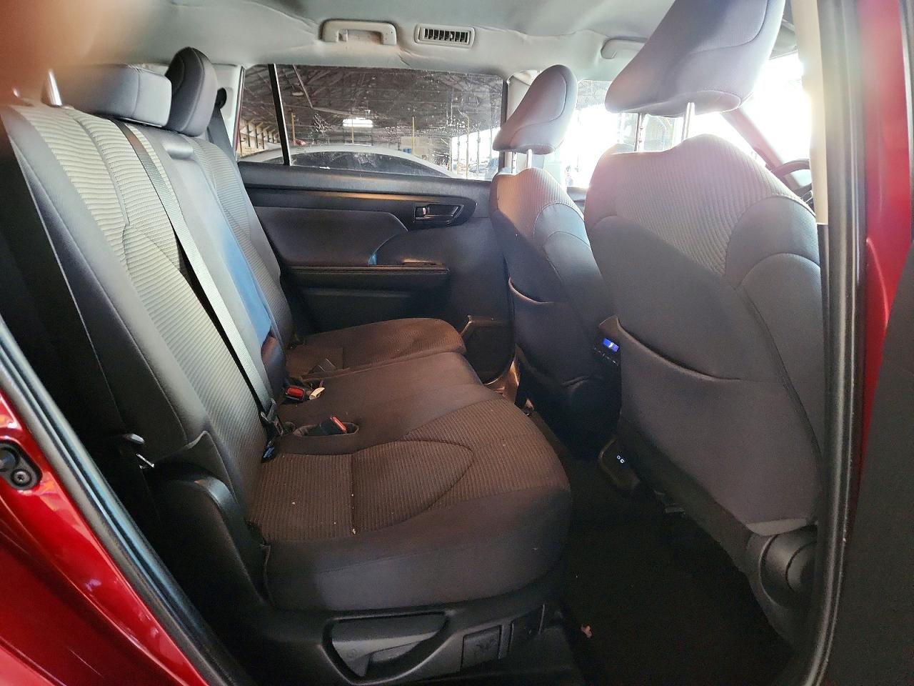 2022 TOYOTA HIGHLANDER L photo 11