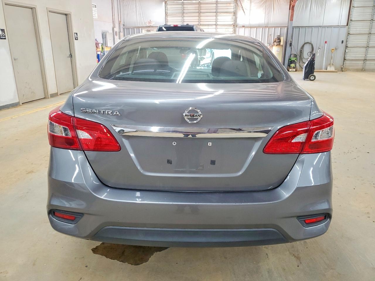 2017 NISSAN SENTRA S photo 6