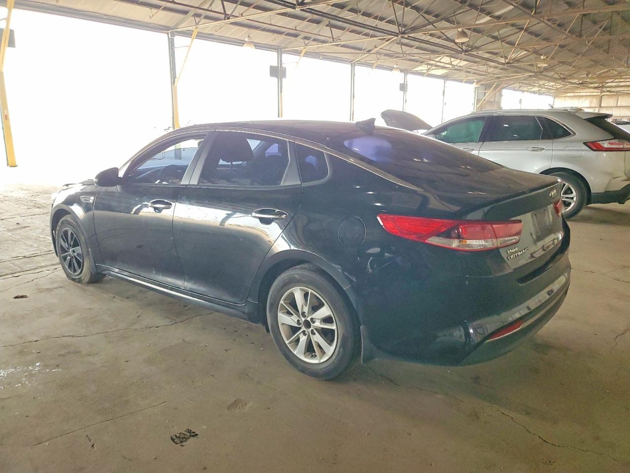 2018 KIA OPTIMA LX photo 2