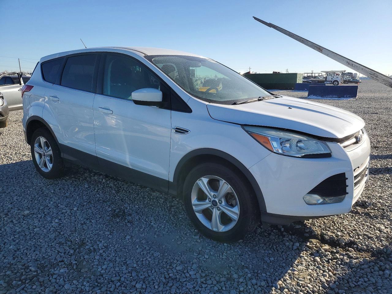2015 FORD ESCAPE SE photo 4