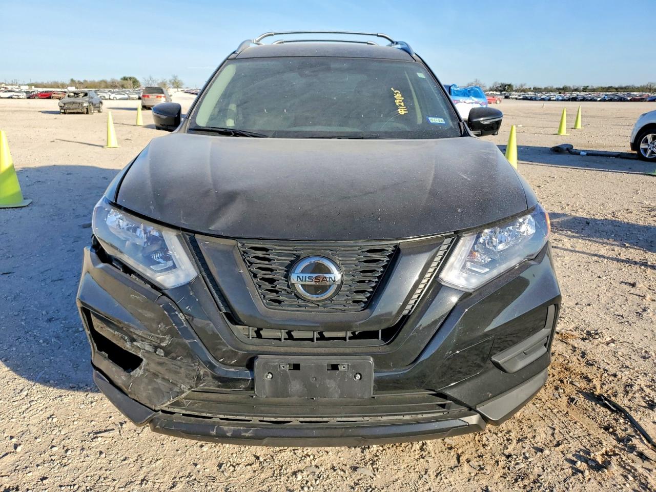 2019 NISSAN ROGUE S photo 5