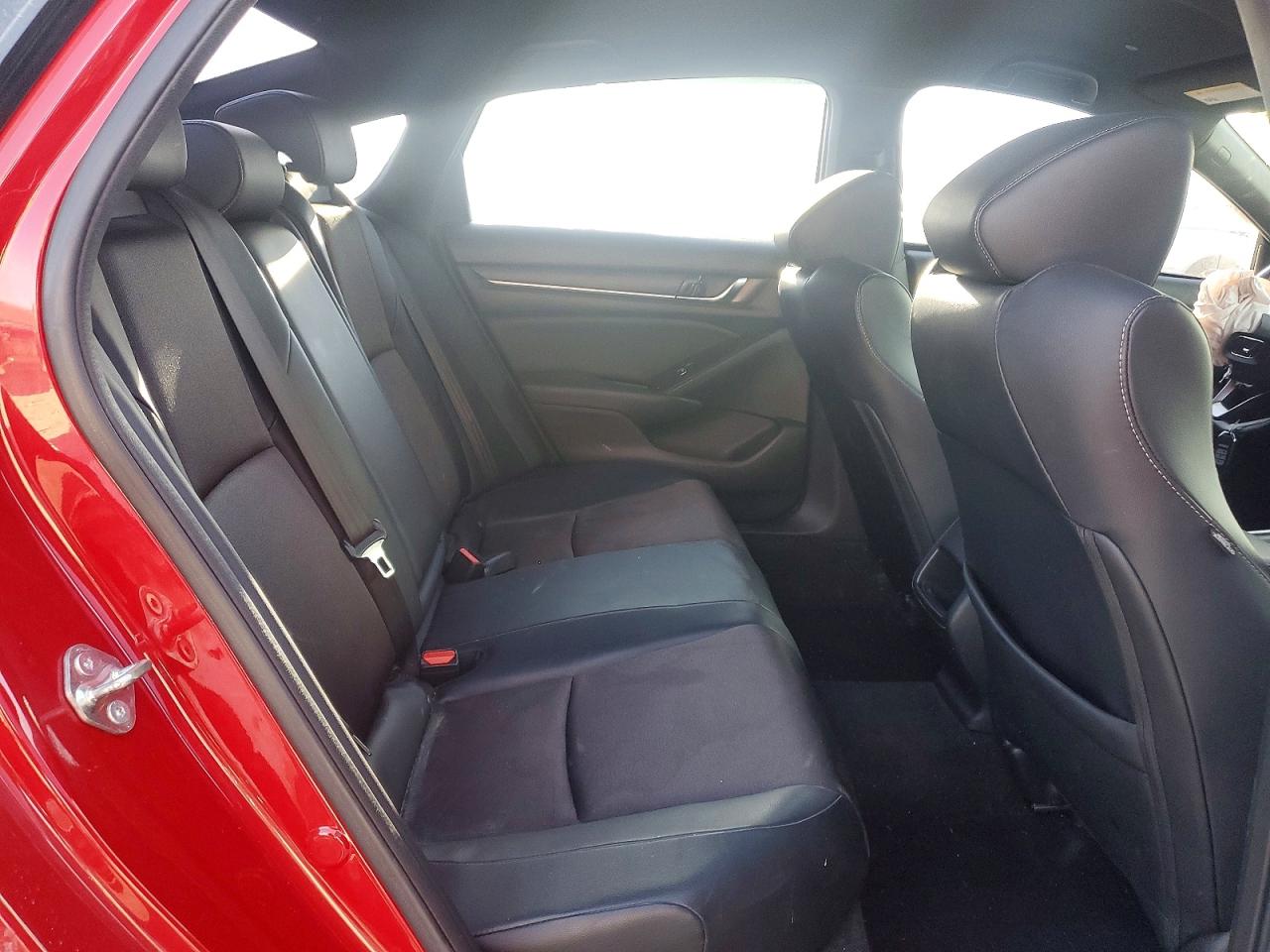2018 HONDA ACCORD SPORT photo 10
