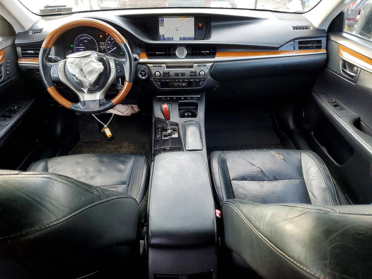 2013 LEXUS ES 300H photo 8