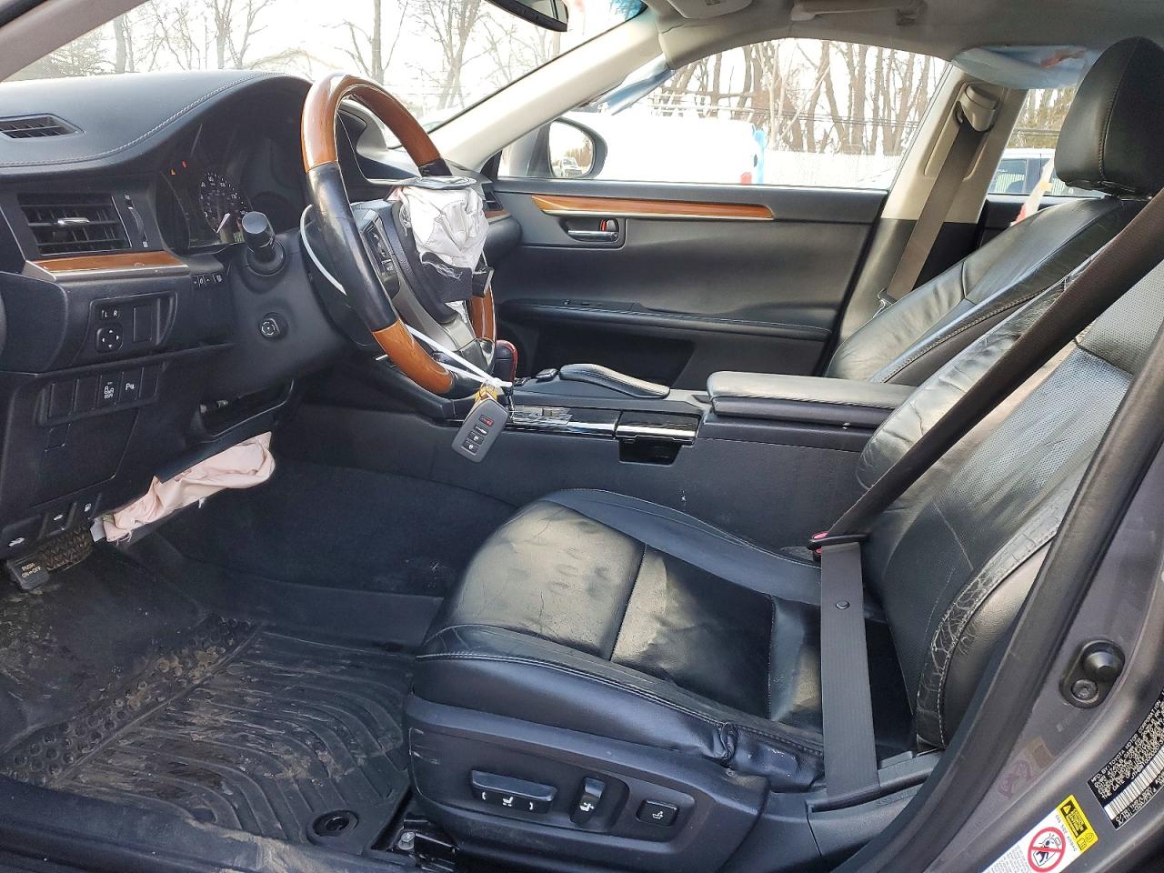 2013 LEXUS ES 300H photo 7