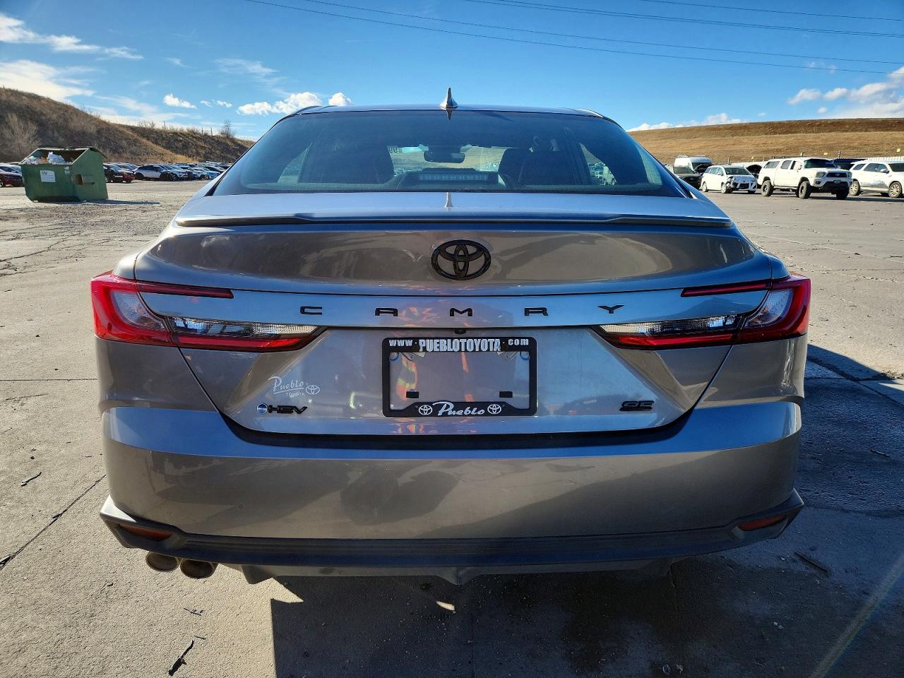 2025 TOYOTA CAMRY SE photo 6